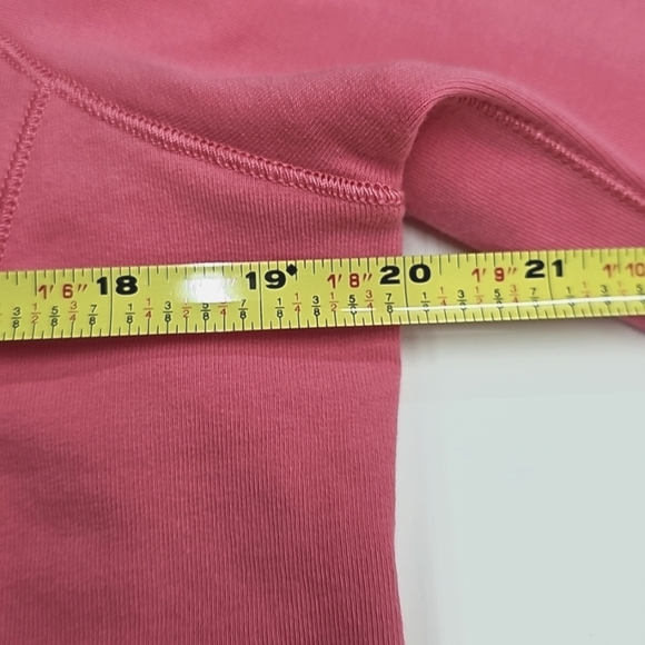 Tommy Bahama Pink Floral Embroidered  1/2 Zip. Terry Knit, New, Size Med - Picture 10 of 11